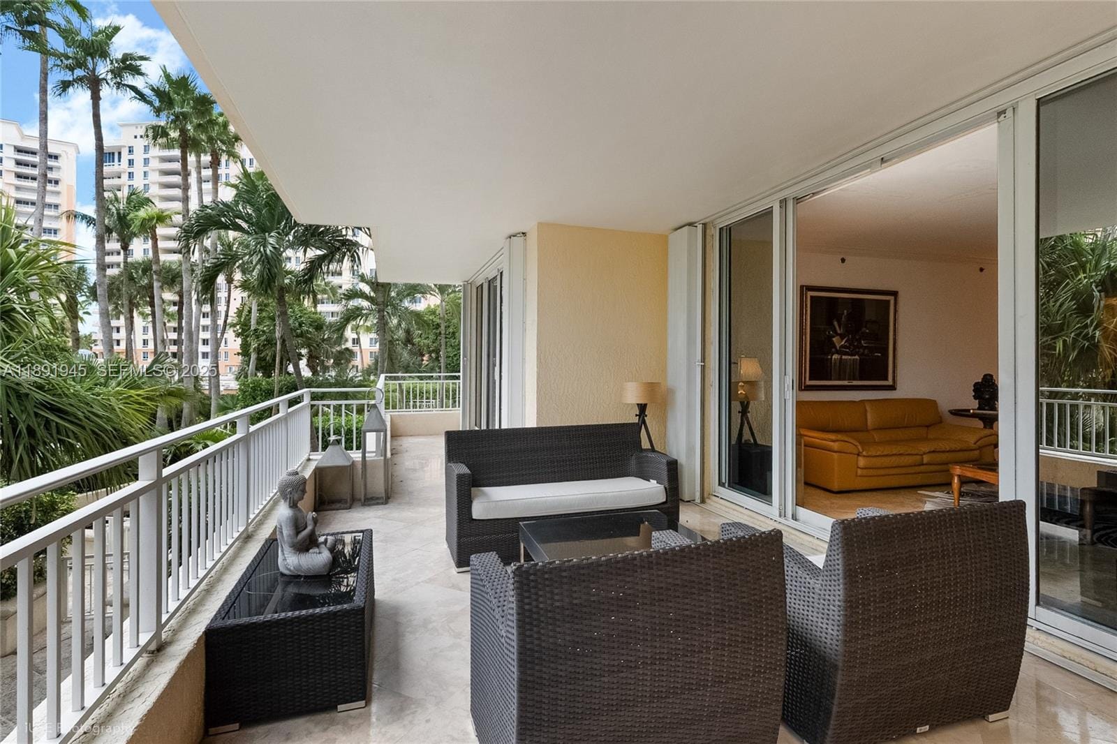 791 Crandon Boulevard 303, Key Biscayne, FL 33149 photo 2