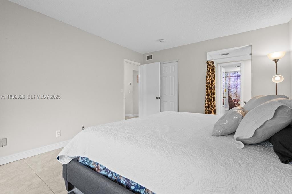 351 Cambridge Road 208, Hollywood, FL 33024 photo 17