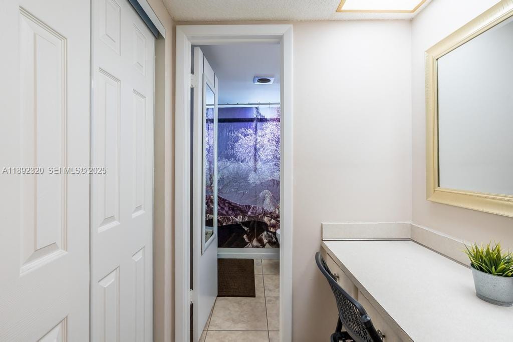 351 Cambridge Road 208, Hollywood, FL 33024 photo 18