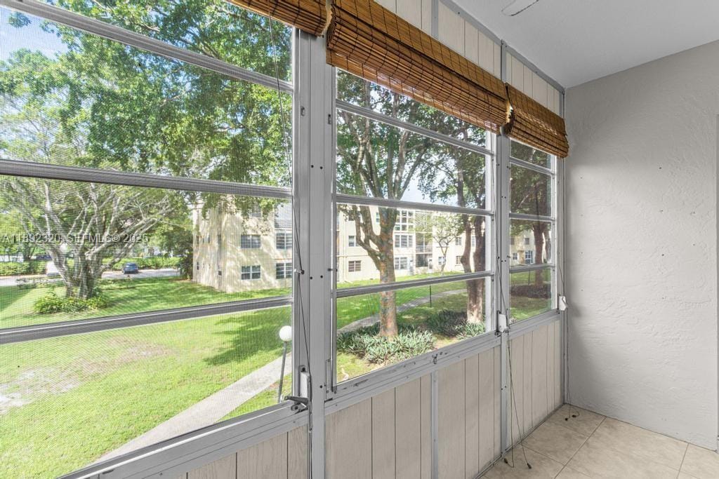 351 Cambridge Road 208, Hollywood, FL 33024 photo 21