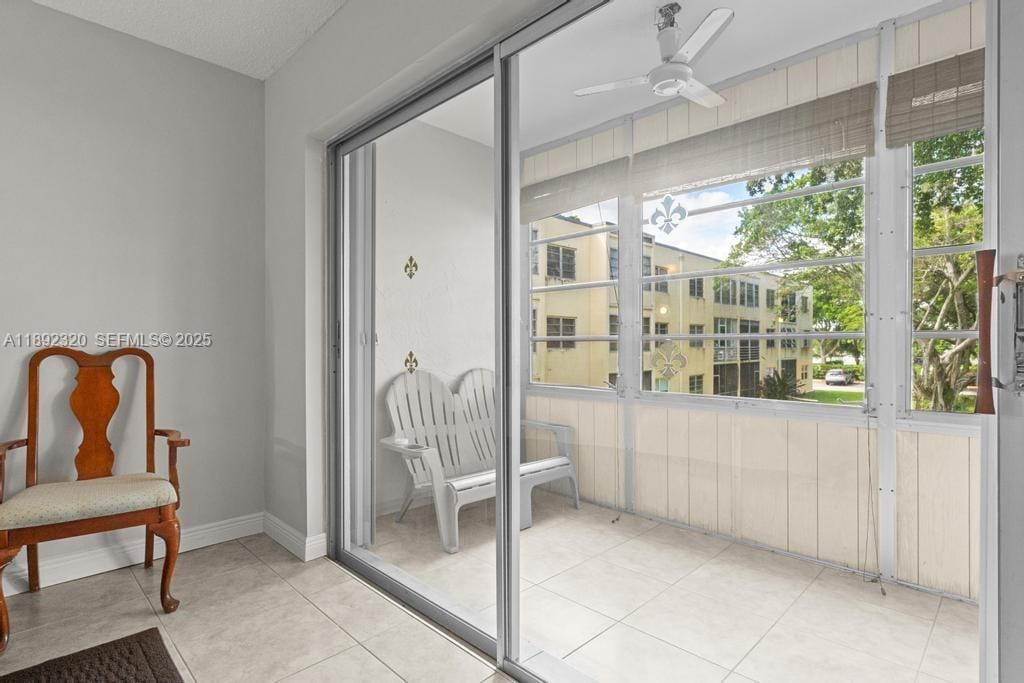 351 Cambridge Road 208, Hollywood, FL 33024 photo 22