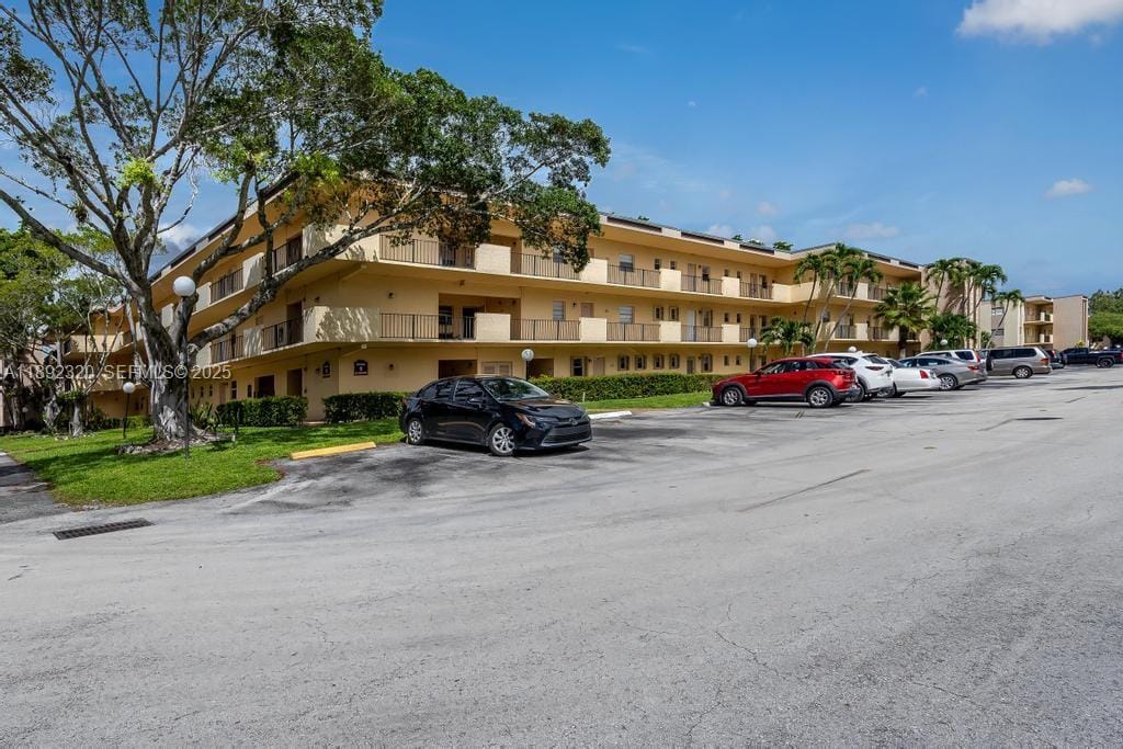 351 Cambridge Road 208, Hollywood, FL 33024 photo 25