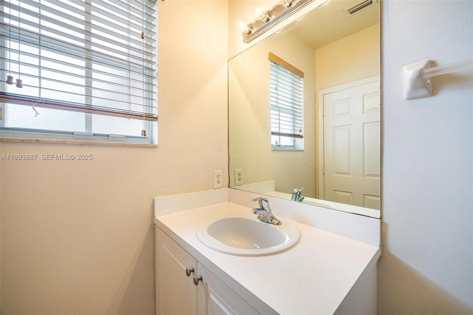 2884 SE 2nd Drive, Homestead, FL 33033 photo 20