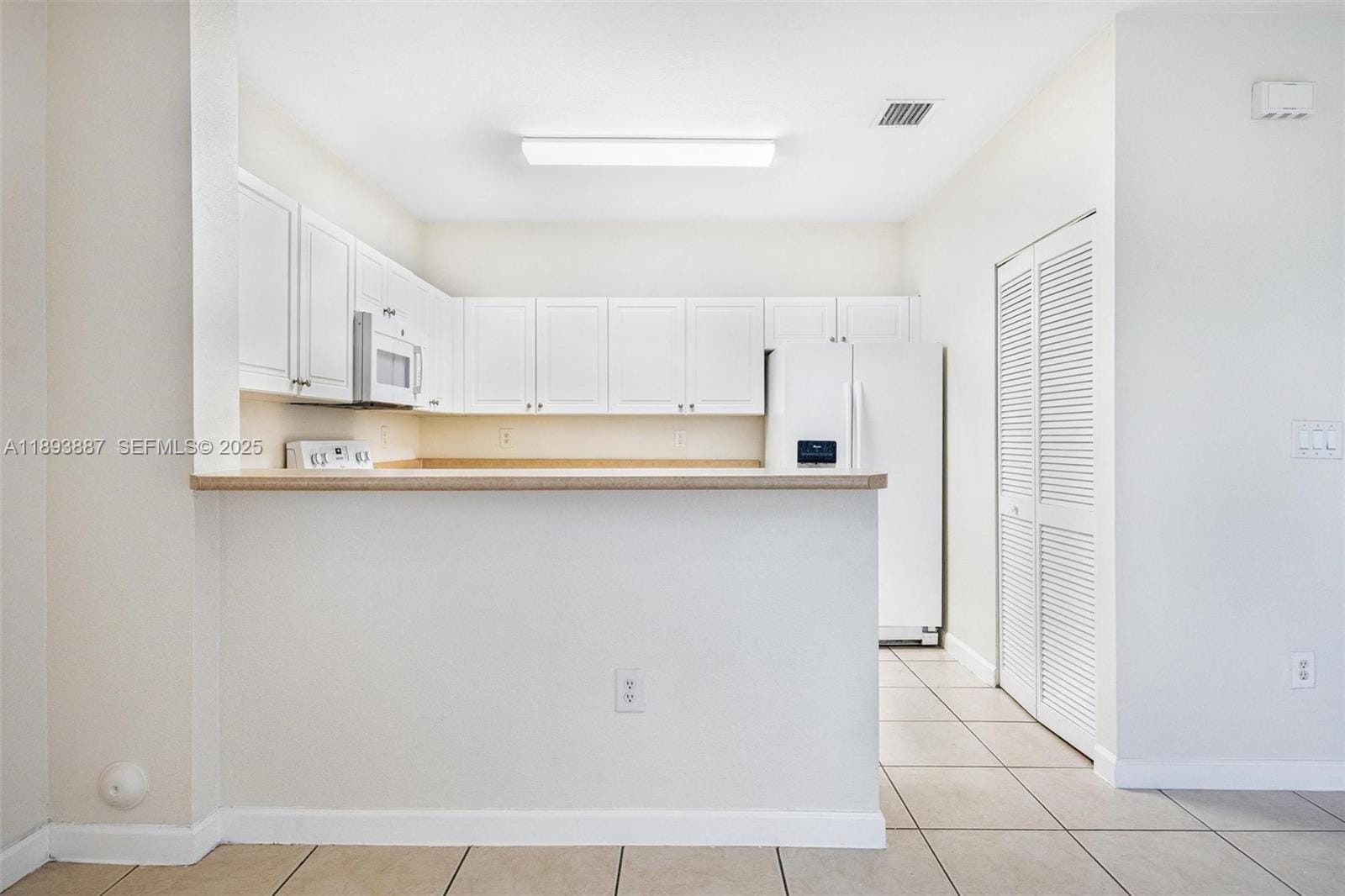 2884 SE 2nd Drive, Homestead, FL 33033 photo 4