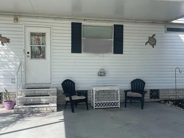 7062 SE Yellowood Lane, sold in Pinelake Gardens & Estates, Stuart, FL