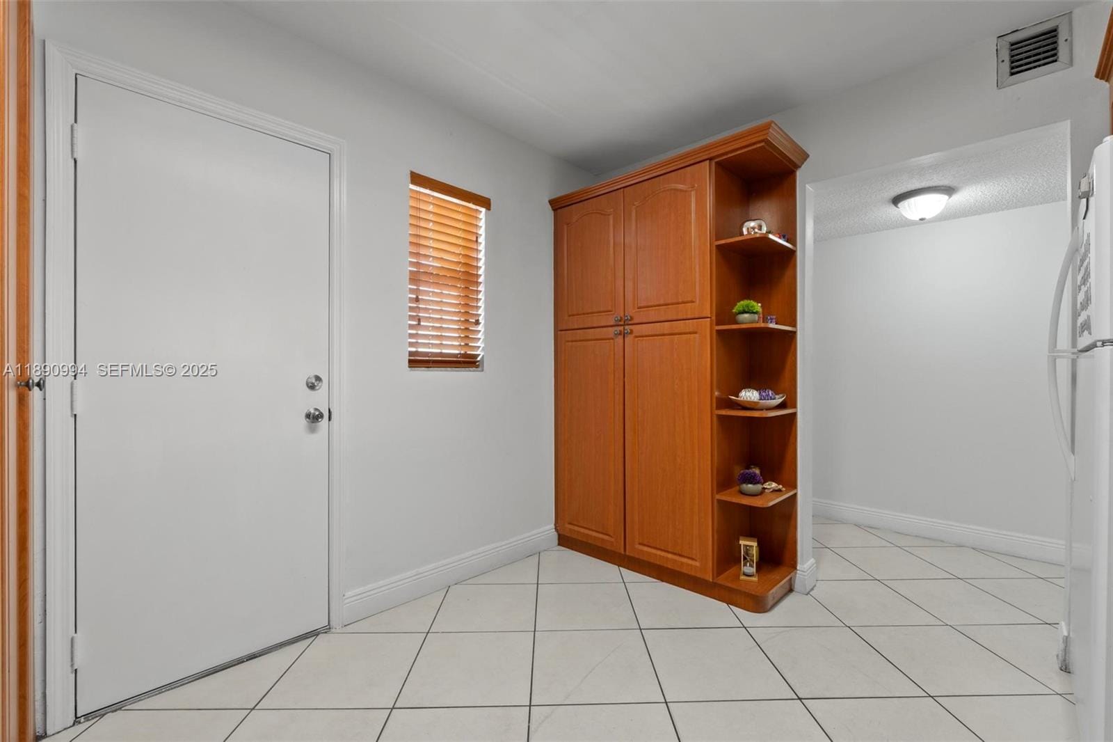 1800 W 54th Street 109 — photo 6