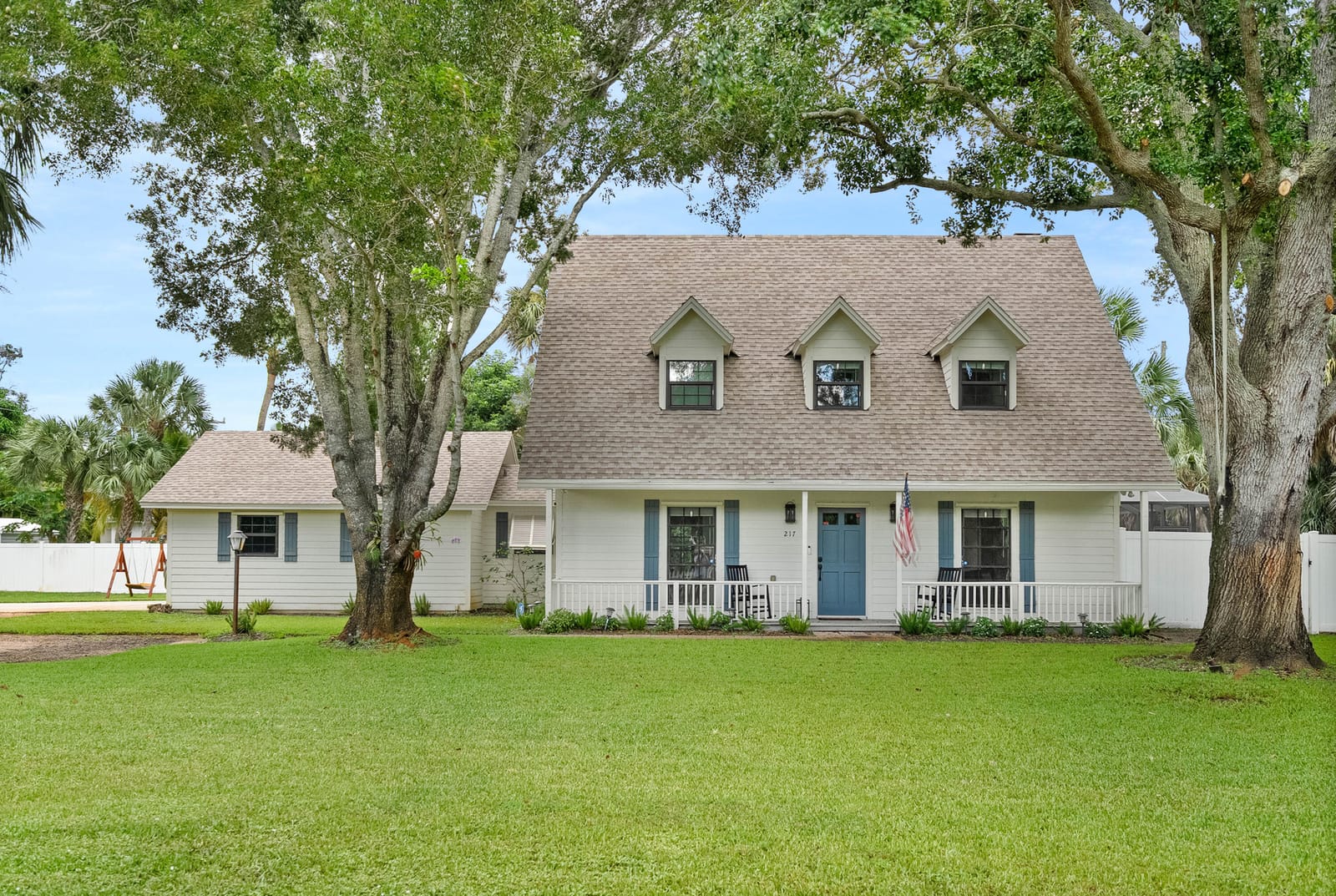 217 SE Oriole Avenue, Stuart, FL 34996 photo 1