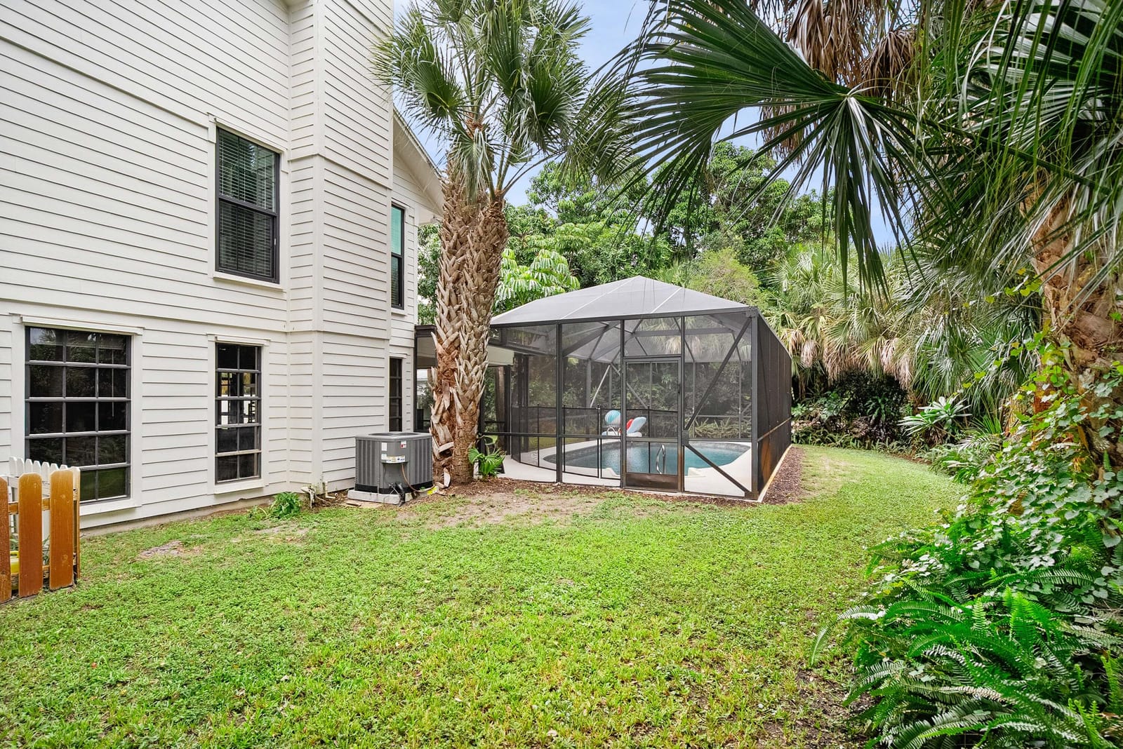 217 SE Oriole Avenue, Stuart, FL 34996 photo 9
