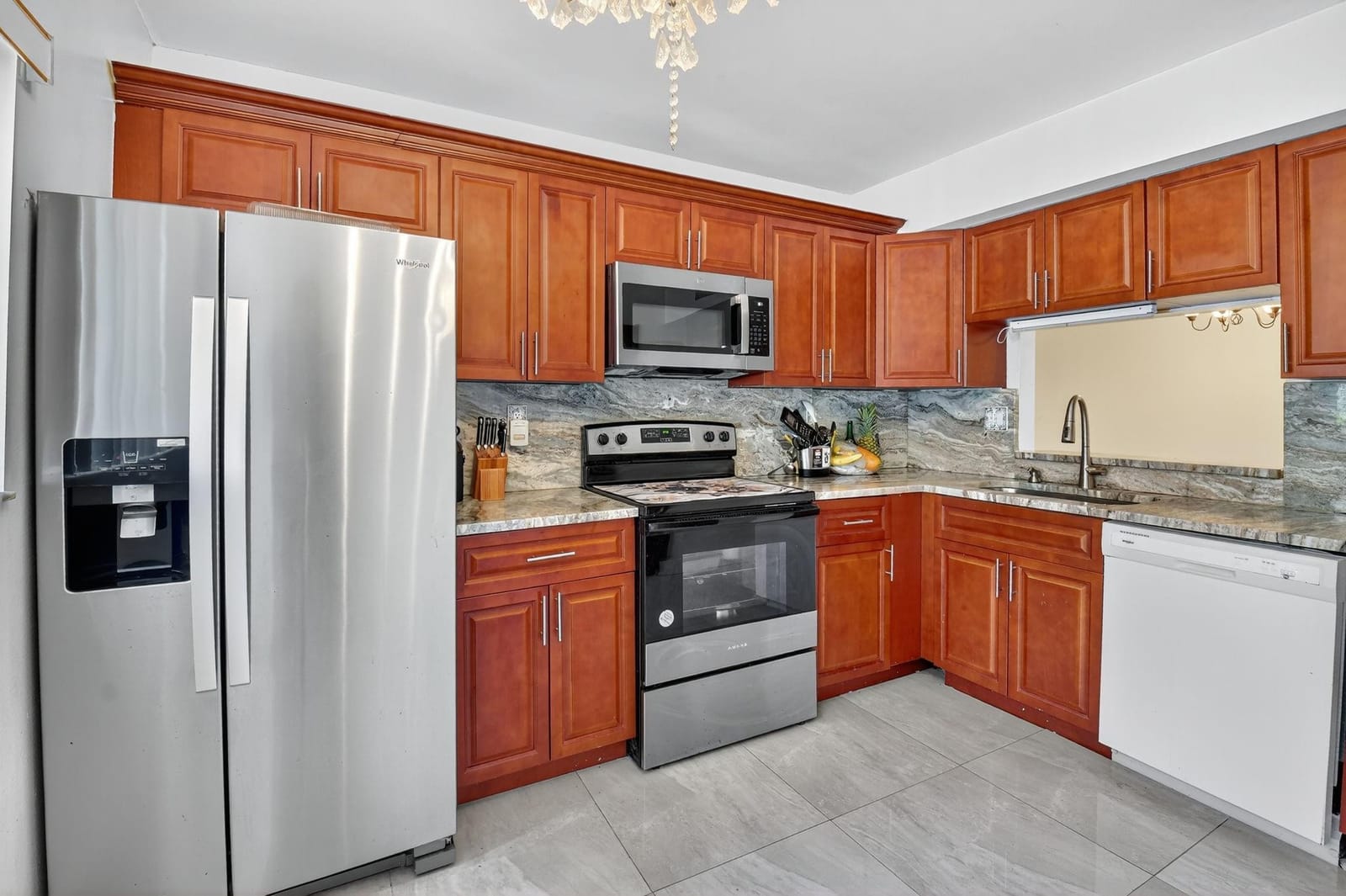 15401 Pembridge Avenue 13, Delray Beach, FL 33484