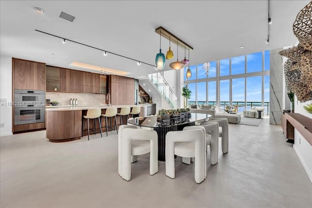 888 Biscayne Boulevard PH 5704, sold in Marinablue Condo, Miami, FL