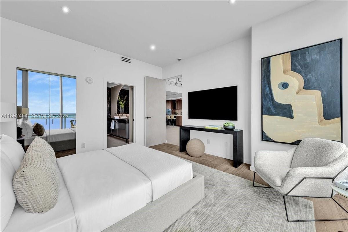 888 Biscayne Boulevard PH 5704, Miami, FL 33132 photo 29