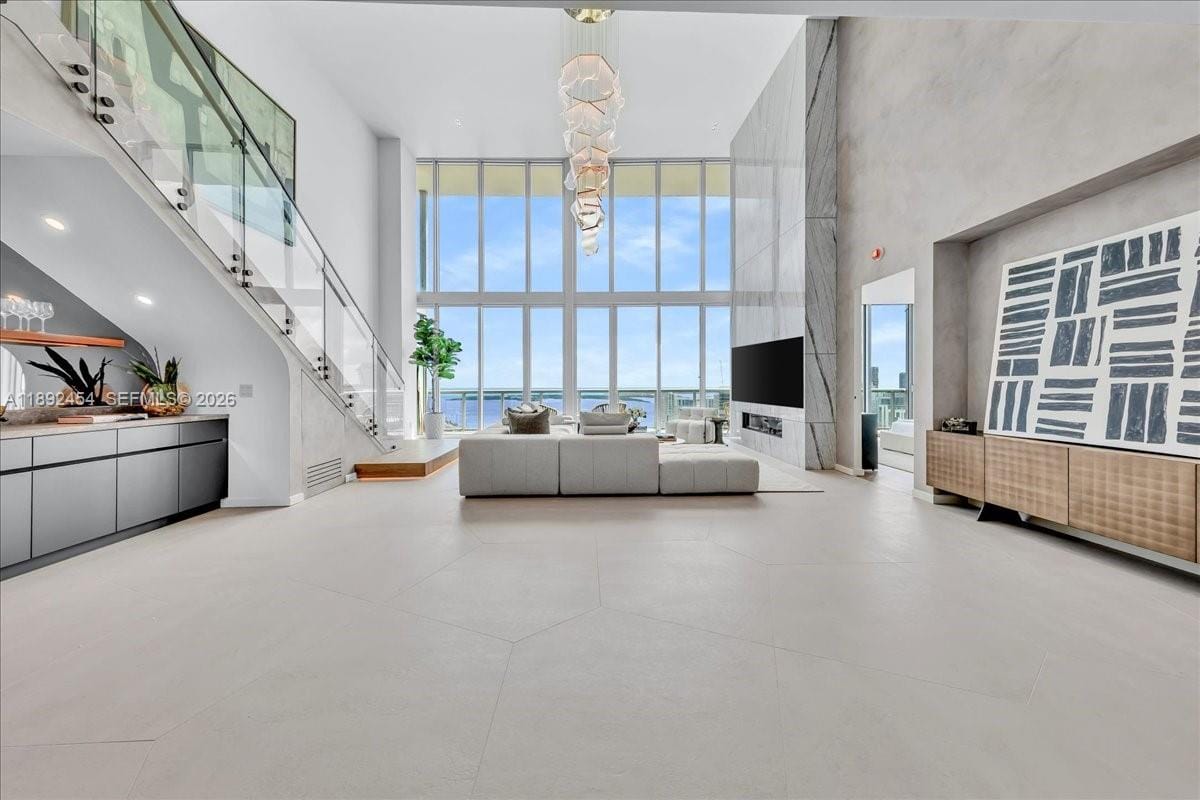 888 Biscayne Boulevard PH 5704, Miami, FL 33132 photo 6