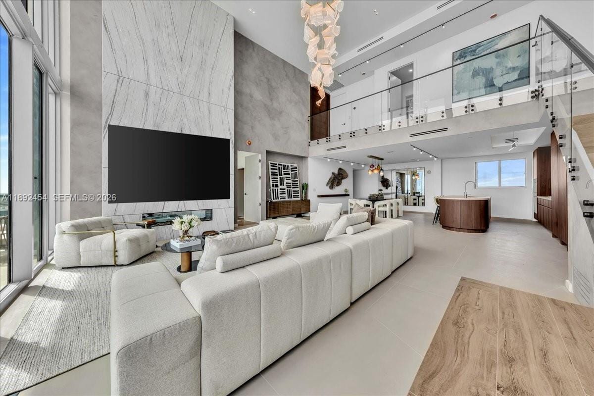 888 Biscayne Boulevard PH 5704, Miami, FL 33132 photo 9