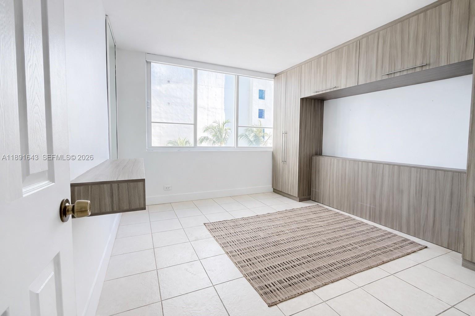 5005 Collins Avenue 823 — photo 5