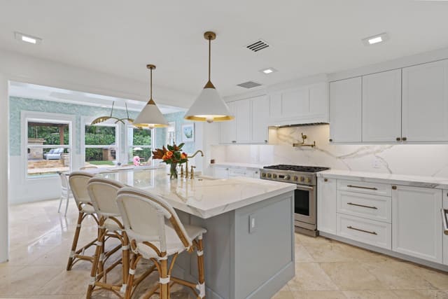 2938 Banyan Boulevard Circle NW, Boca Raton, FL 33431