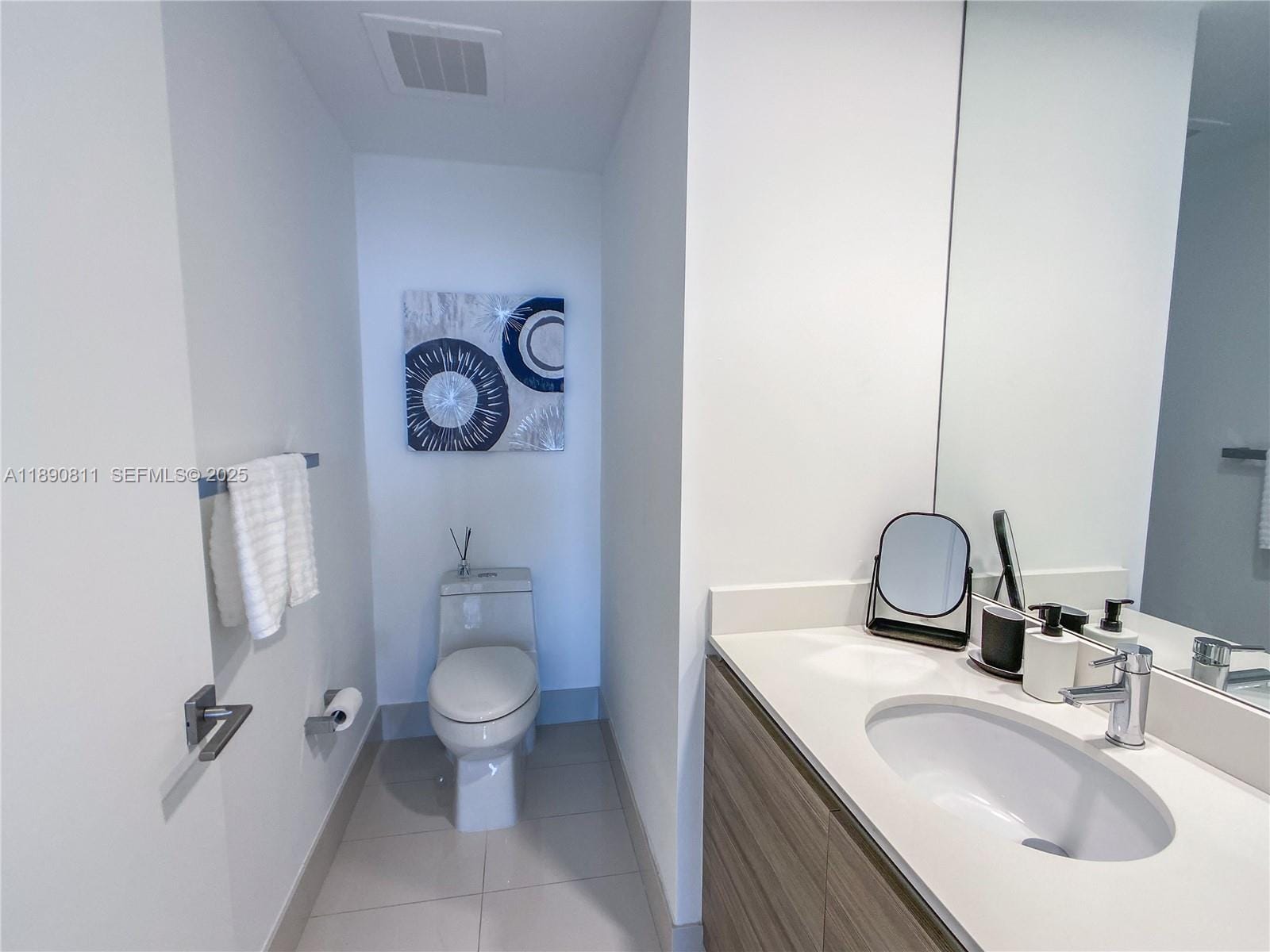 121 NE 34th Street 908, Miami, FL 33137 photo 17