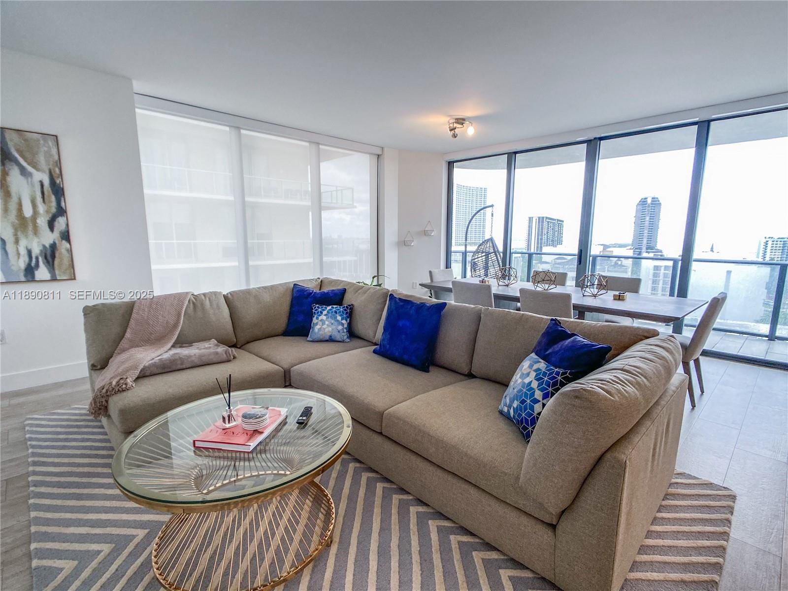 121 NE 34th Street 908, Miami, FL 33137 photo 3