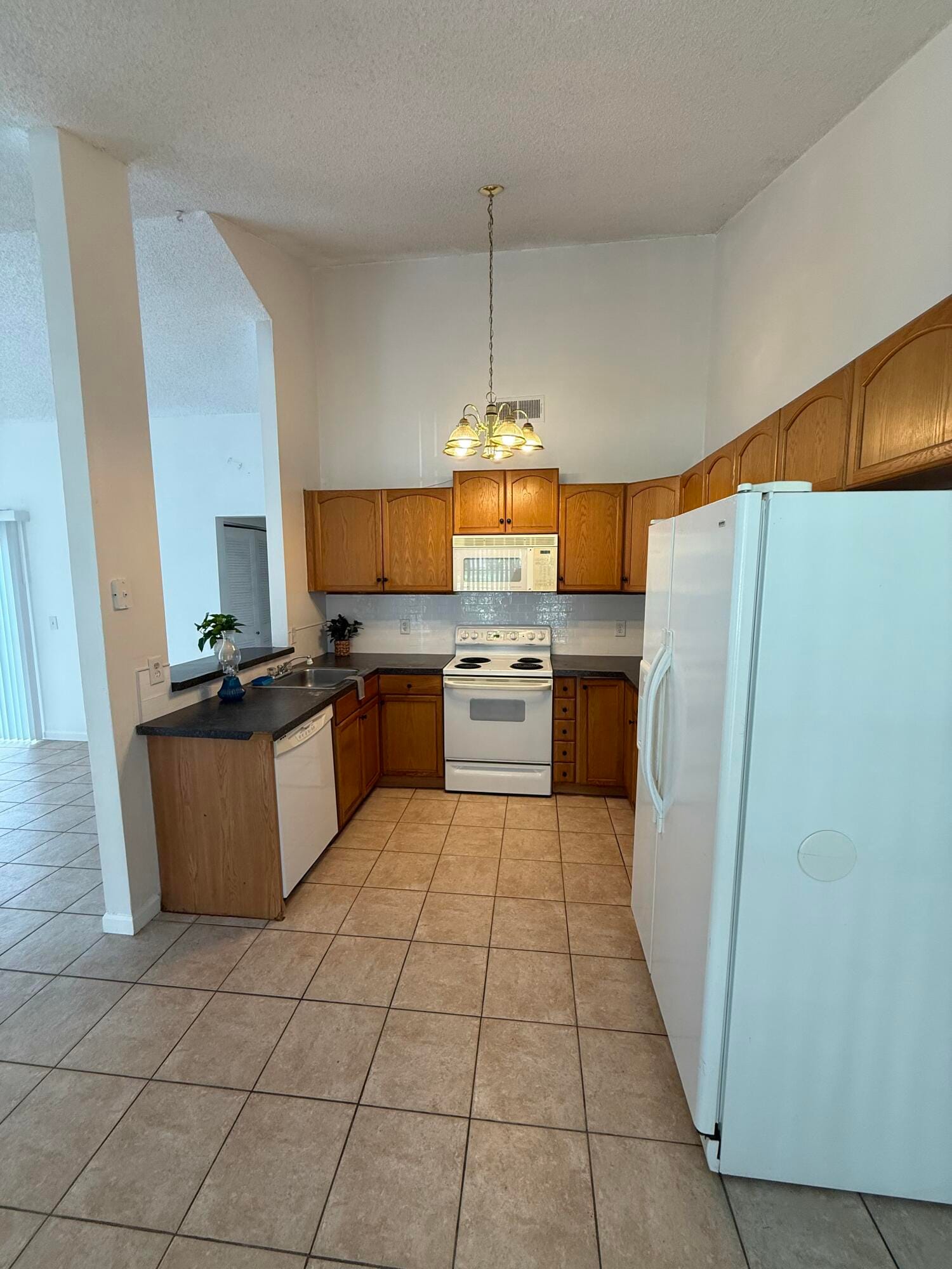 10705 Aquarius Lane — photo 3