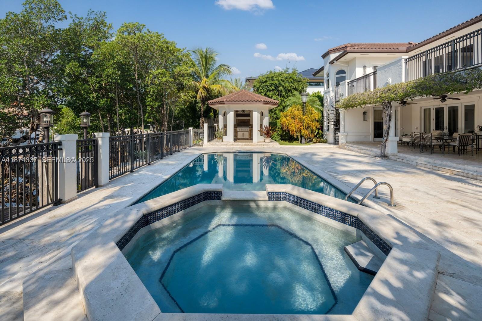 277 Veleros Court, Coral Gables, FL 33143 photo 18