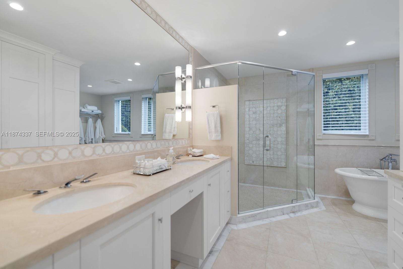 277 Veleros Court, Coral Gables, FL 33143 photo 22