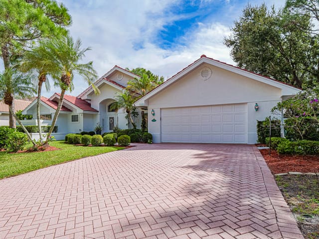 1137 SW Lighthouse Drive, sold in Harbour Pointe, Palm City, FL
