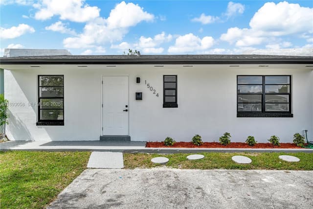 15024 SW 113th Court, Miami, FL 33176
