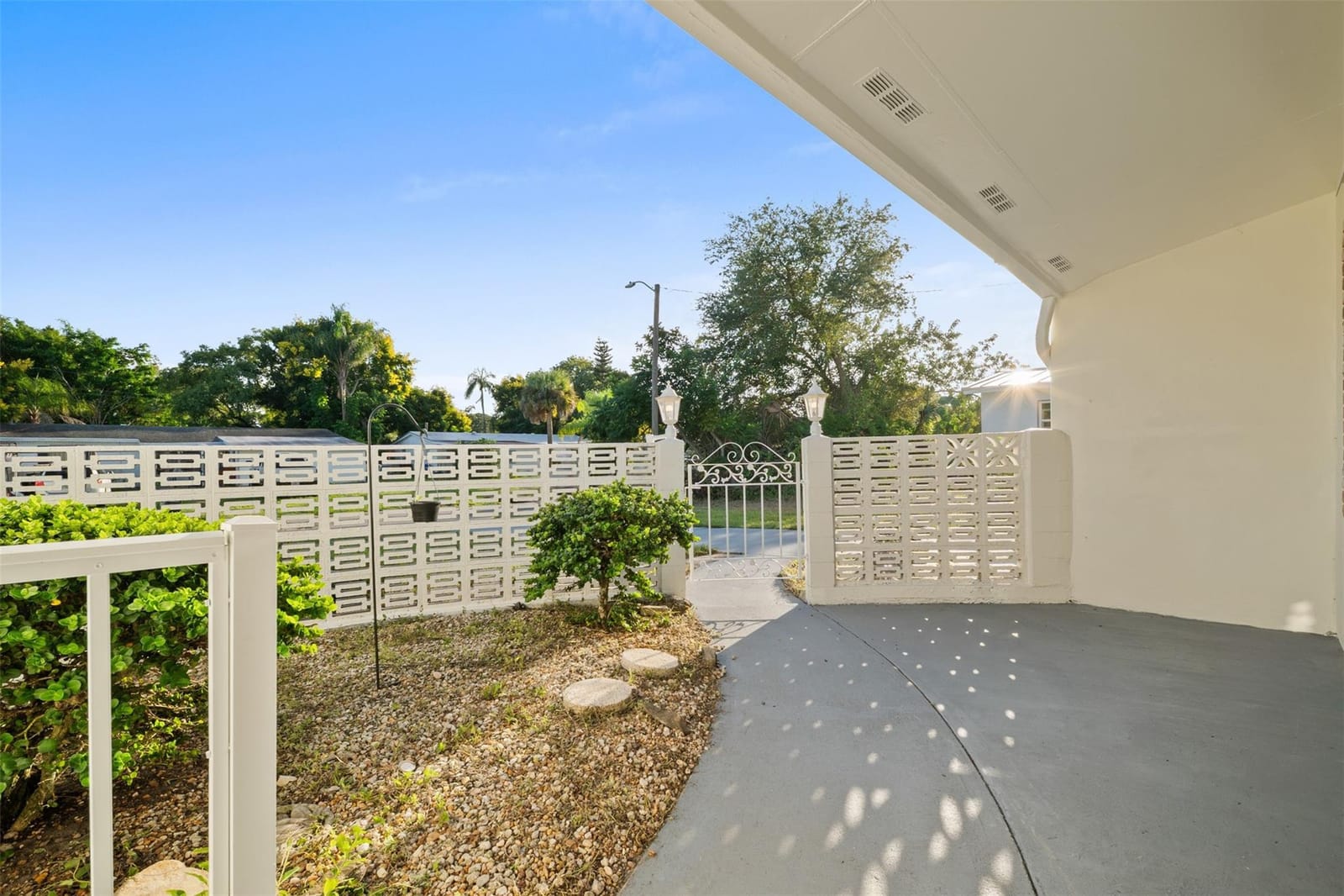 2324 1st Place, Vero Beach, FL 32962 photo 29