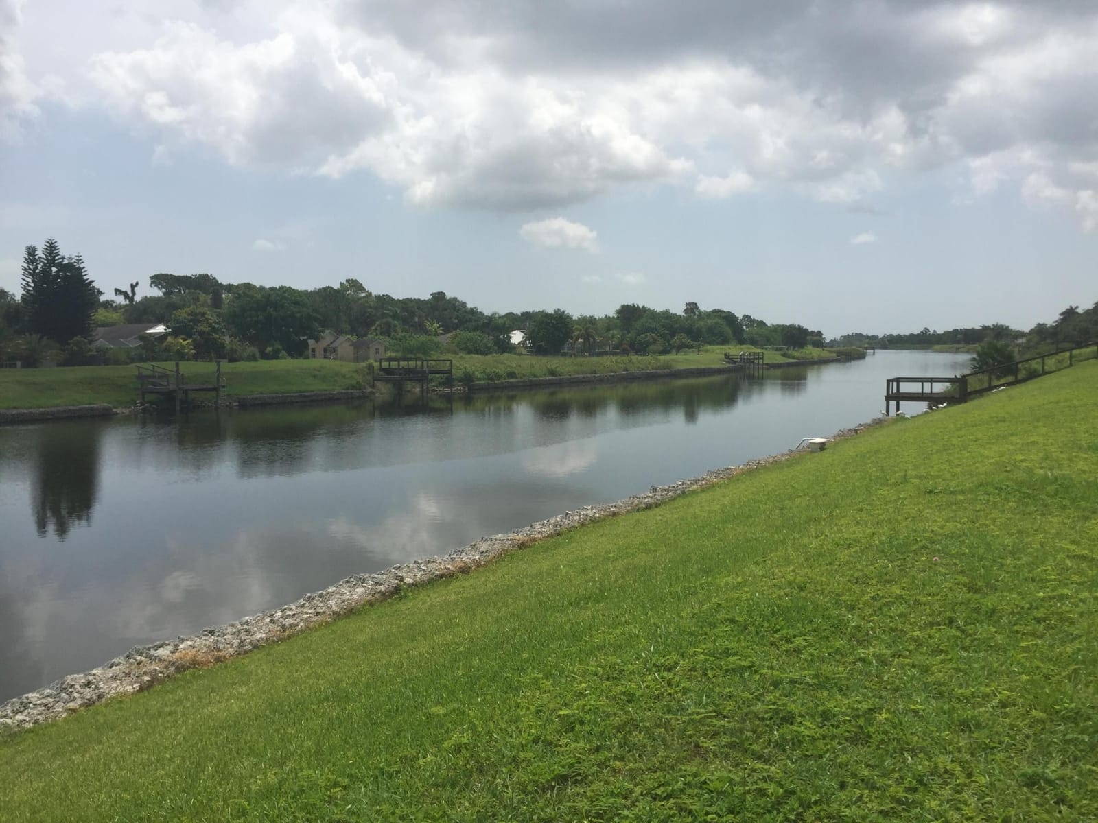 1561 SW Abingdon Avenue — photo 2