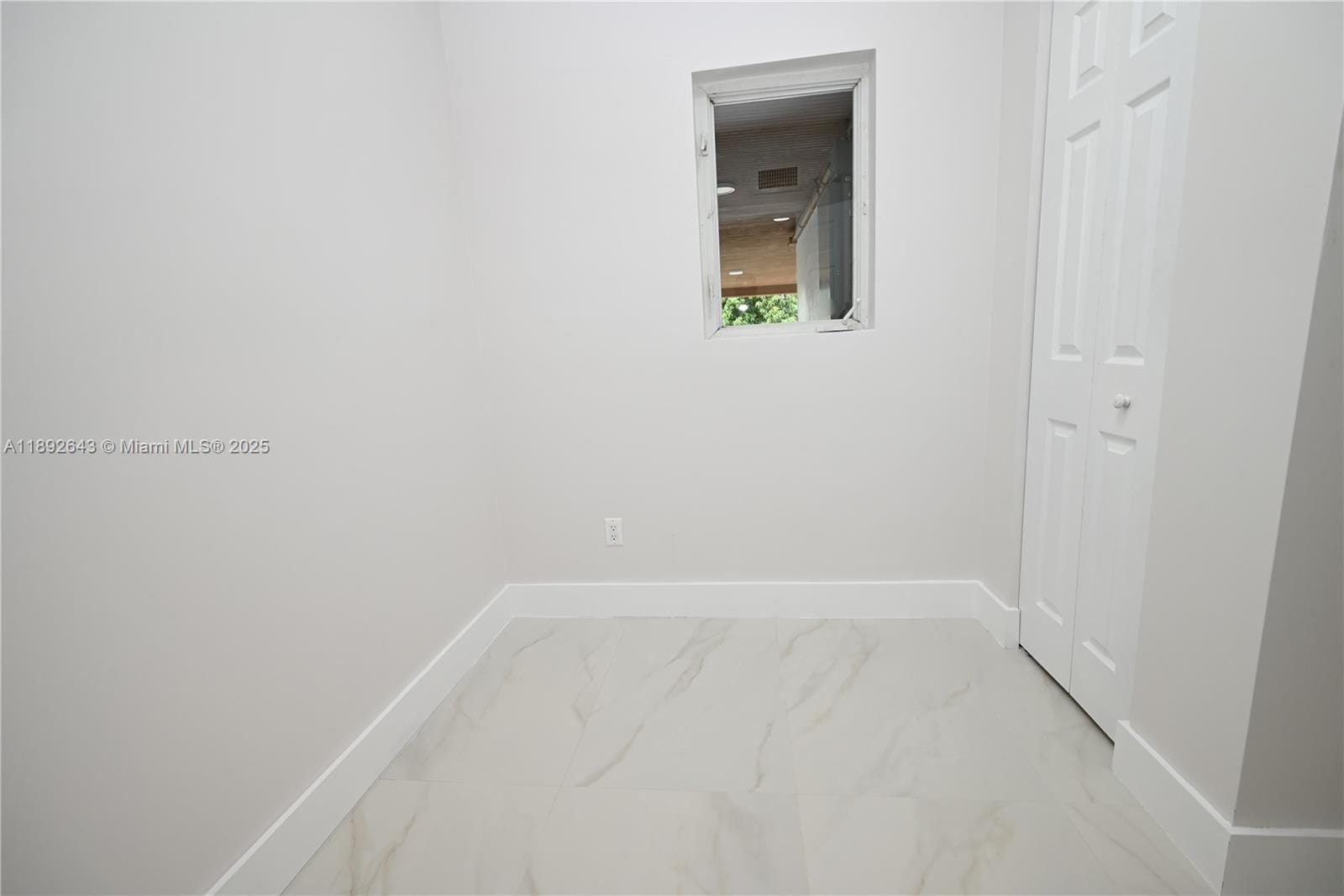 3130 NW 95th Terrace, Miami, FL 33147 photo 7