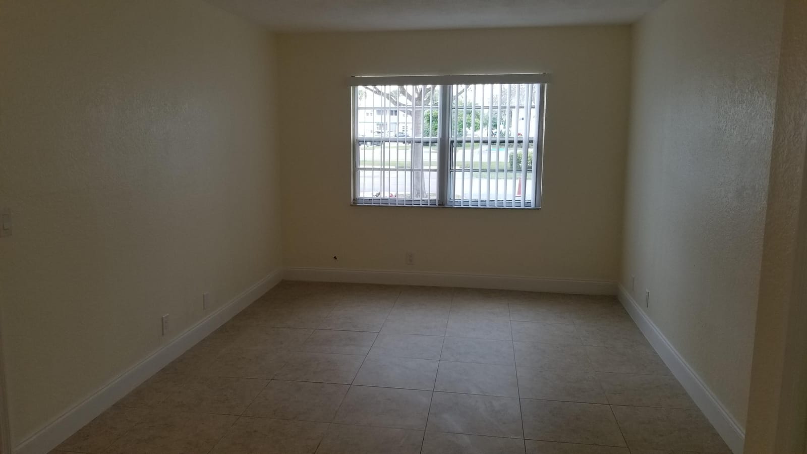 1516 SE Royal Green Circle G-103 — photo 7