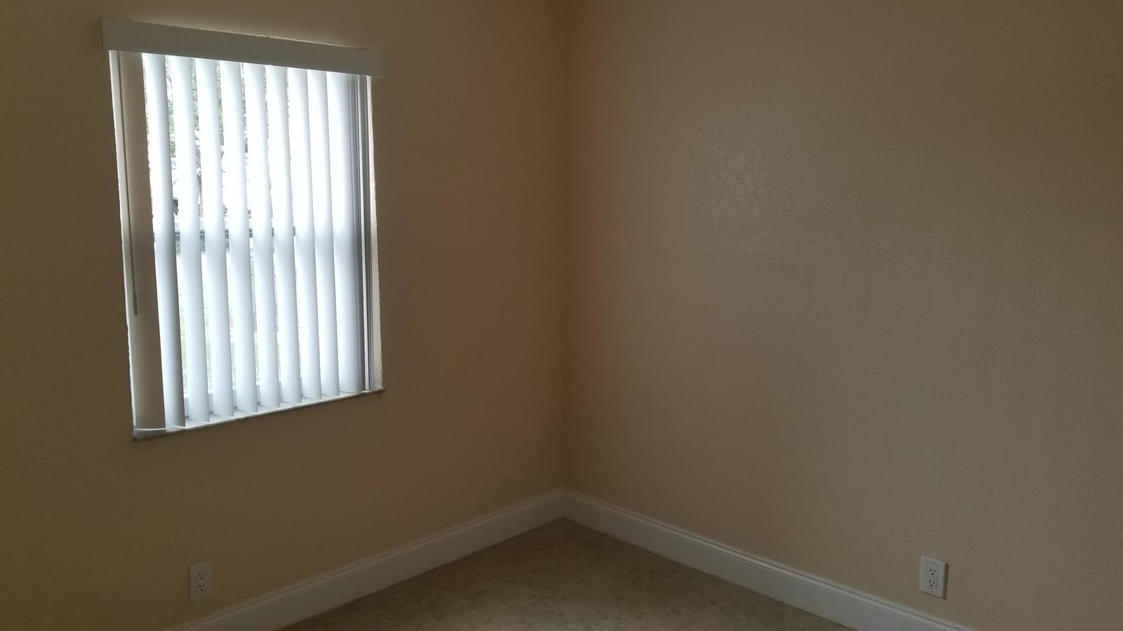 1516 SE Royal Green Circle G-103 — photo 9