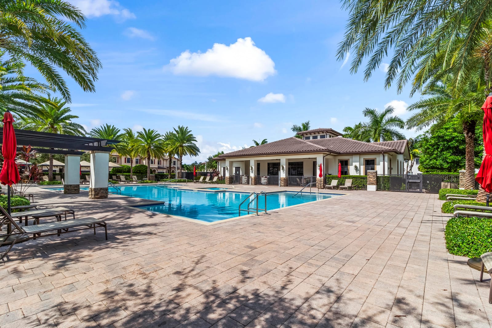 11823 SW 151st Place — photo 2