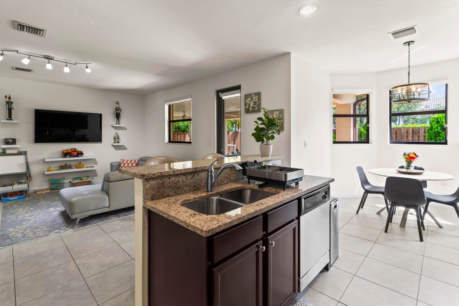 11823 SW 151st Place — photo 9