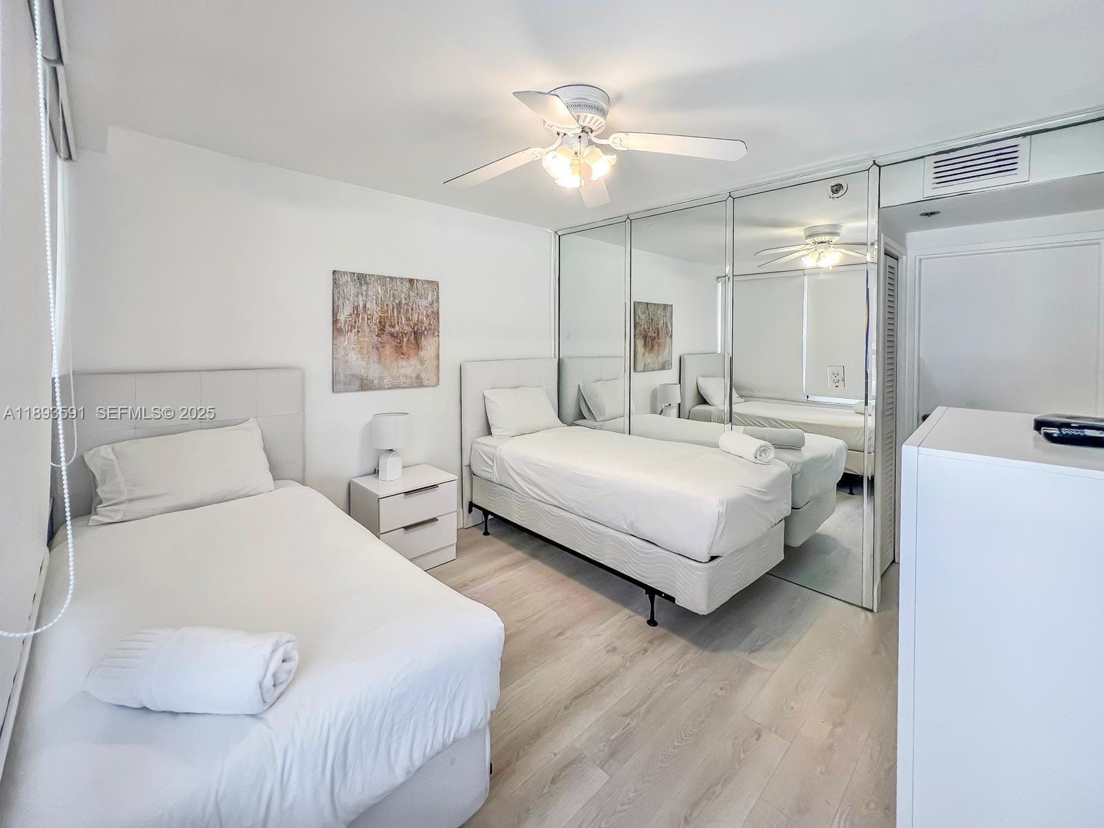 5225 Collins Avenue 517, Miami Beach, FL 33140 photo 5
