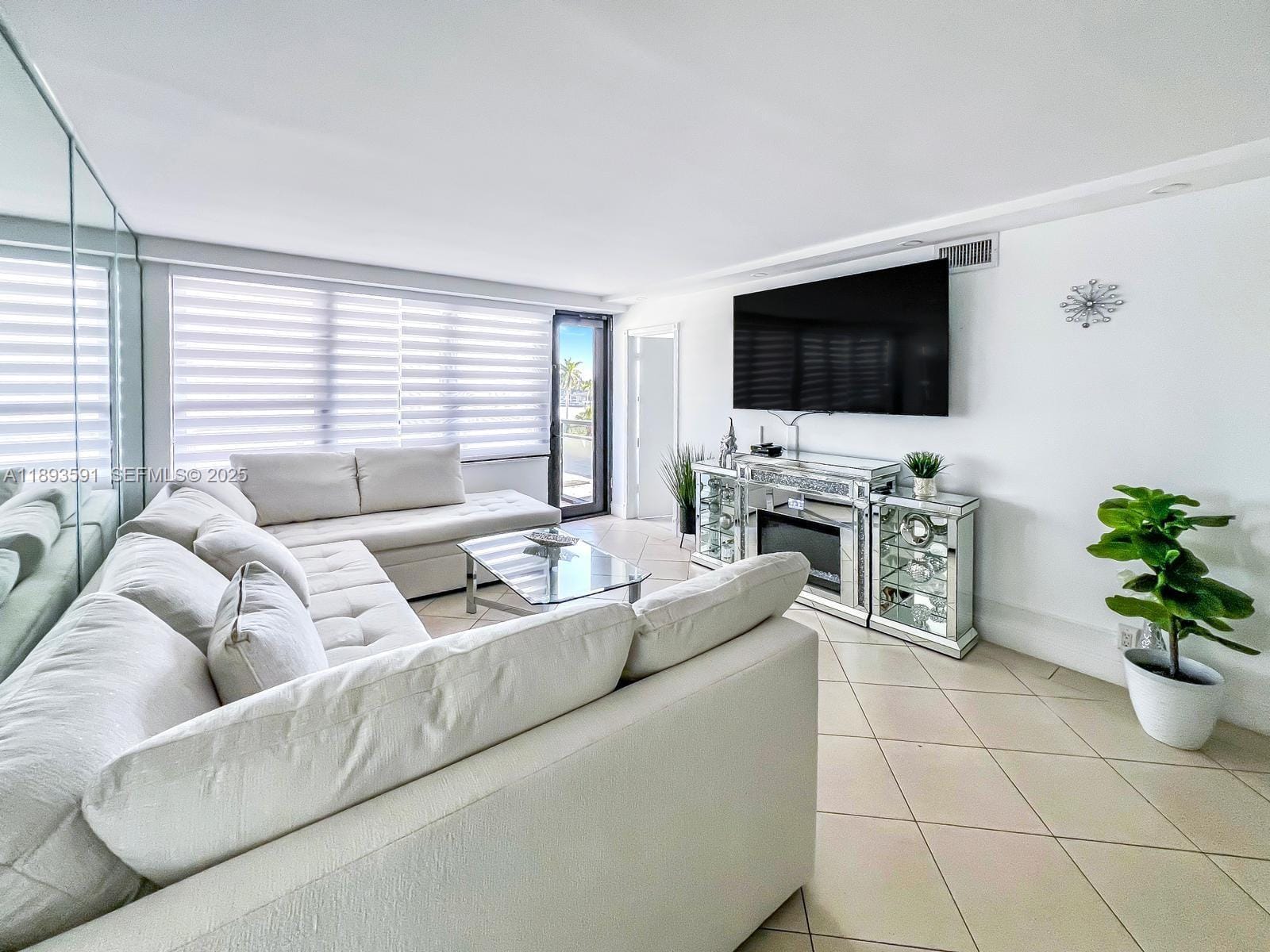 5225 Collins Avenue 517, Miami Beach, FL 33140 photo 7