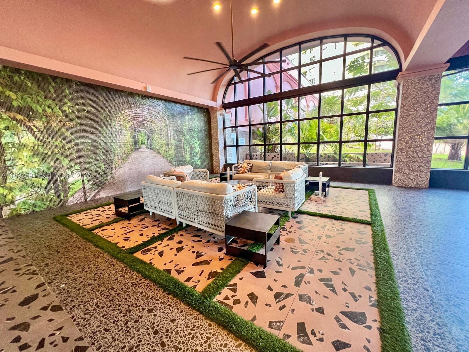 5225 Collins Avenue 517, Miami Beach, FL 33140 photo 8