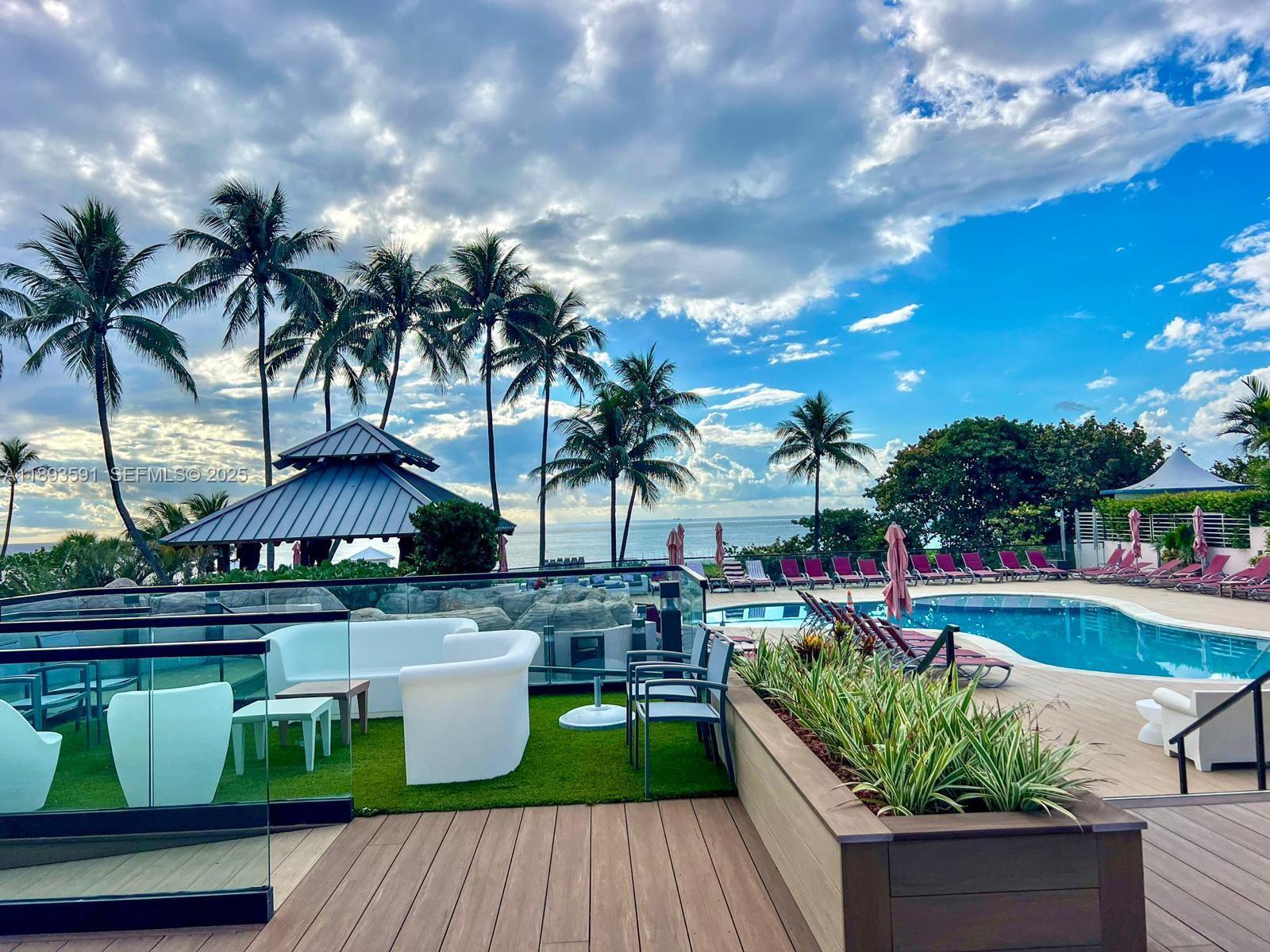 5225 Collins Avenue 517, Miami Beach, FL 33140, Miami Beach