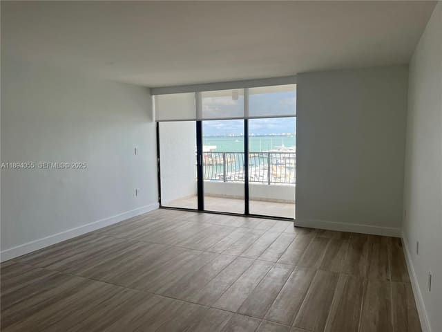 555 NE 15th Street 411, sold in Venetia Condo, Miami, FL