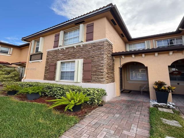 3375 NE 15th Drive 109-12, sold in Villas At Carmel Condo No, Homestead, FL