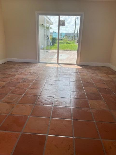 2479 Pinecrest Court, West Palm Beach, FL 33415 photo 13