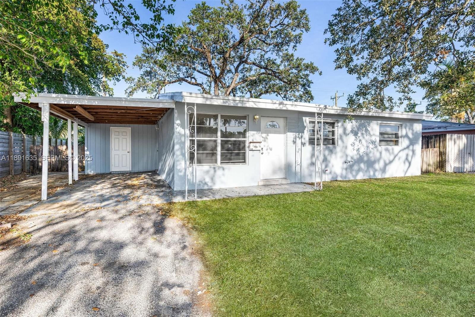 2811 N 66th Avenue, Hollywood, FL 33024 photo 2