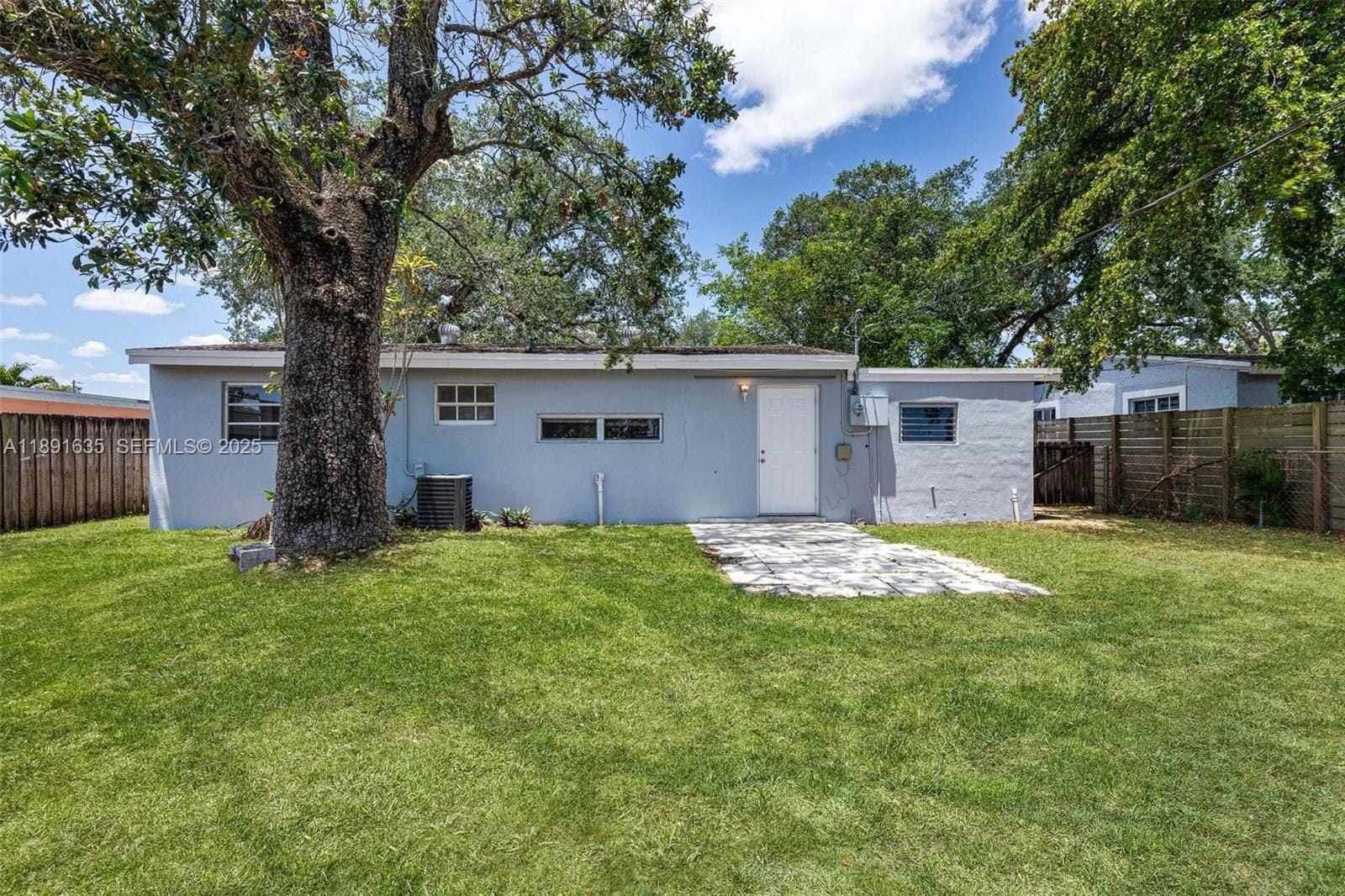 2811 N 66th Avenue, Hollywood, FL 33024 photo 30