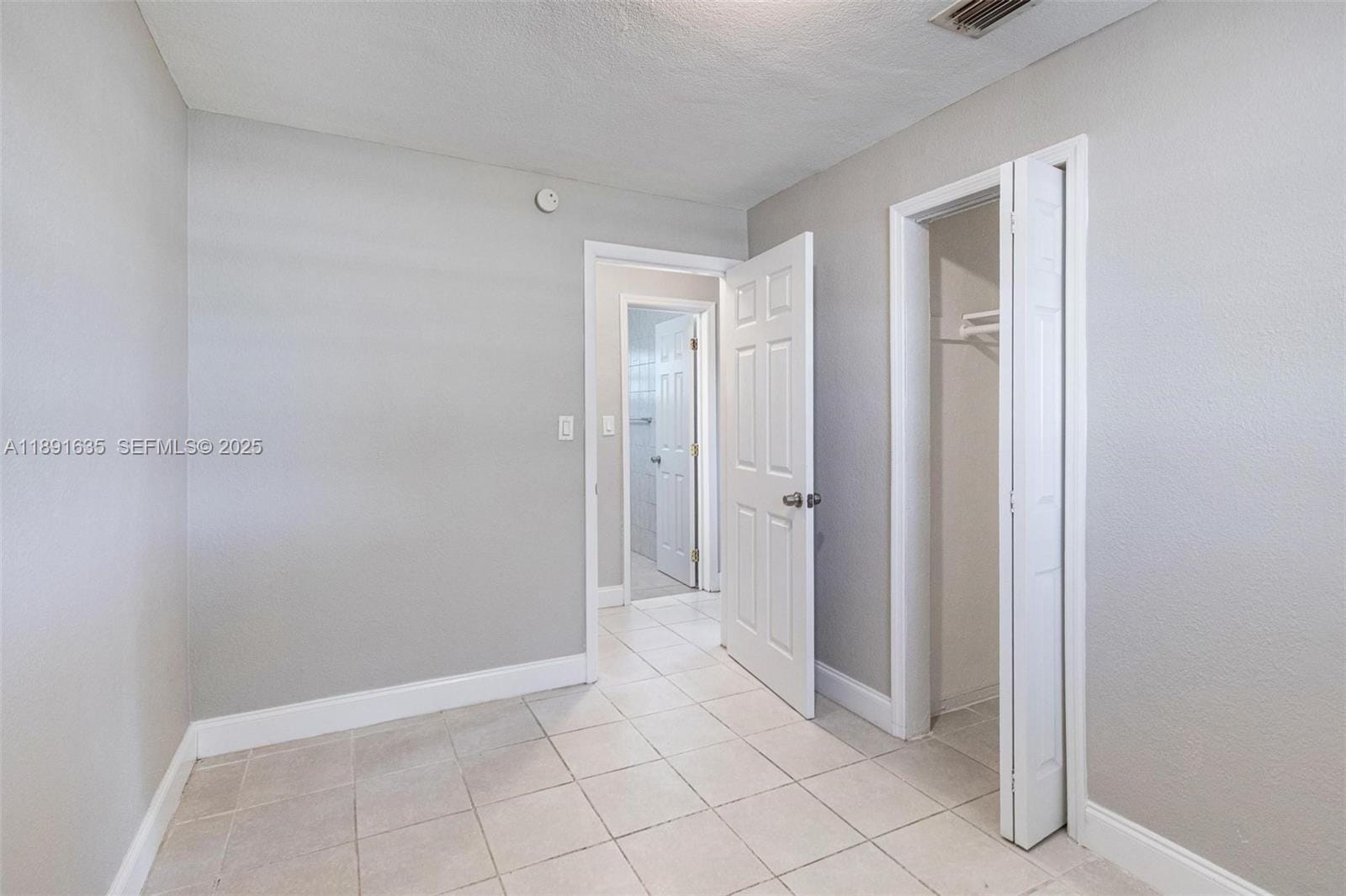 2811 N 66th Avenue, Hollywood, FL 33024 photo 9