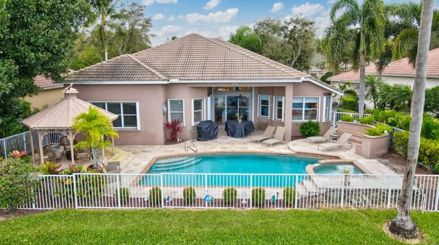 6696 Via Como, sold in Villaggio, Lake Worth, FL