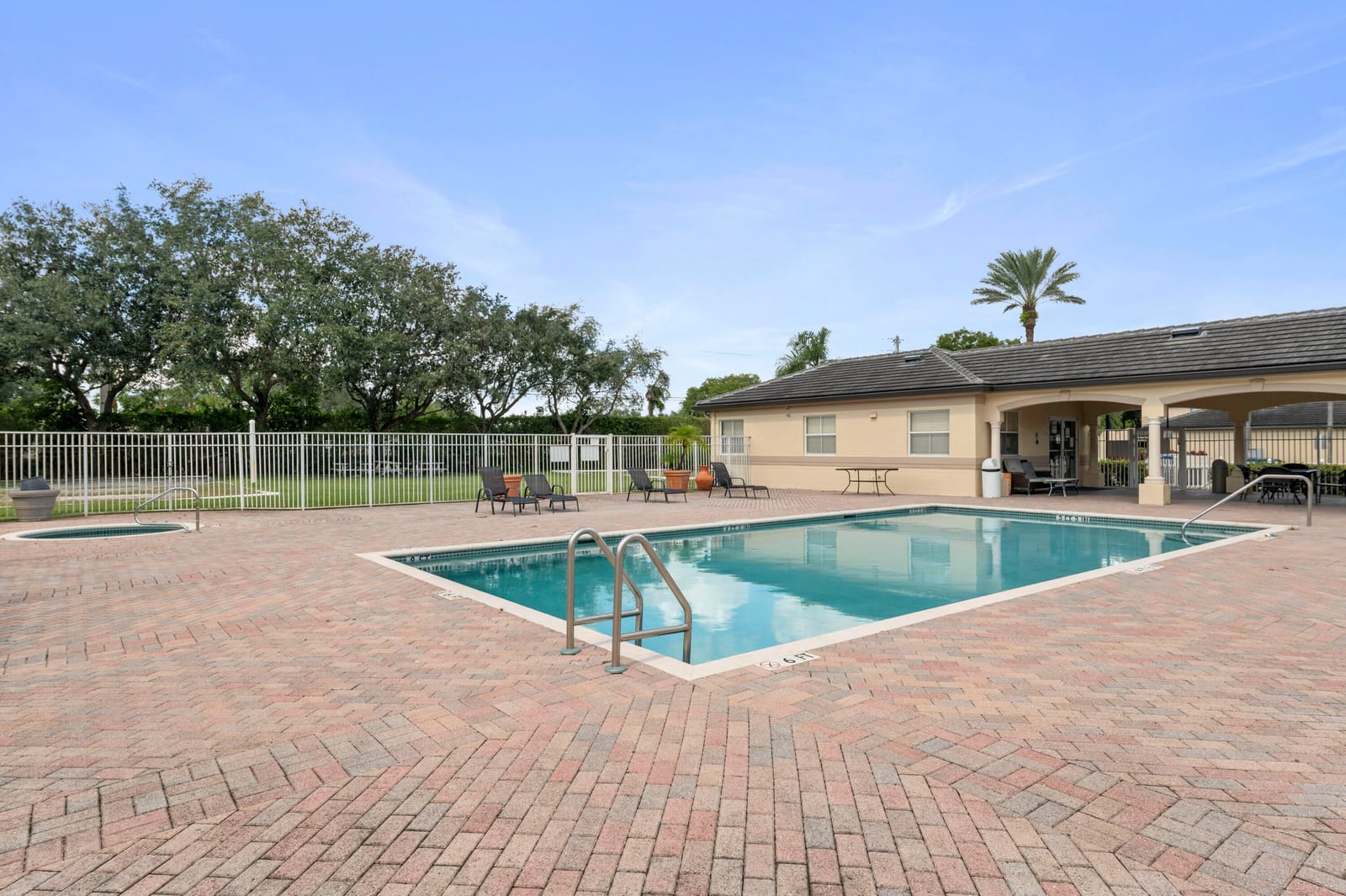 2060 Greenview Shores Boulevard 323, Wellington, FL 33414 photo 19
