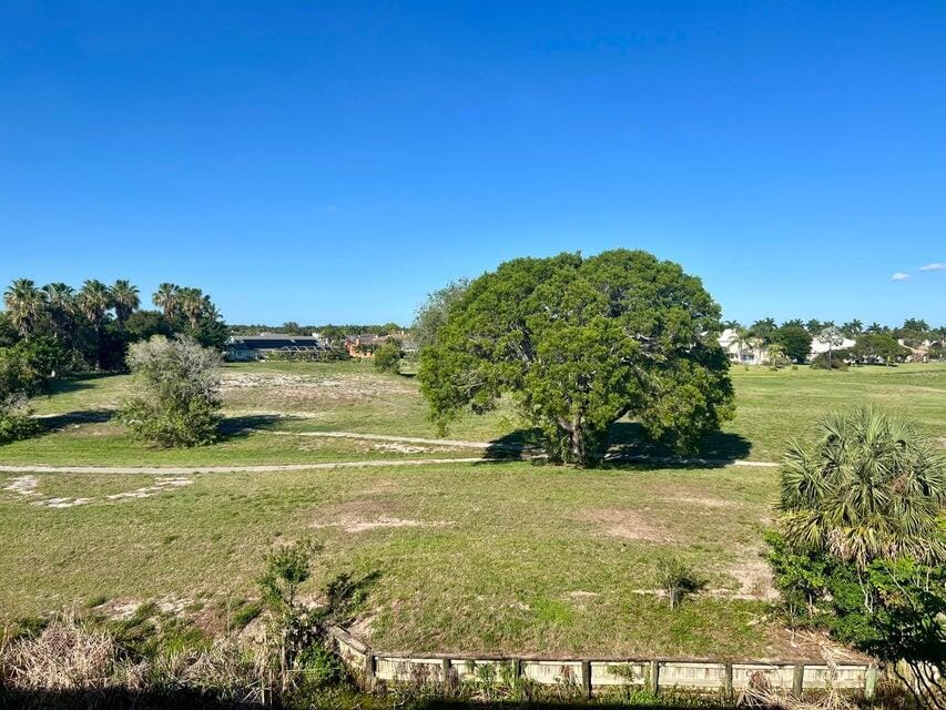 2060 Greenview Shores Boulevard 323, Wellington, FL 33414 photo 20