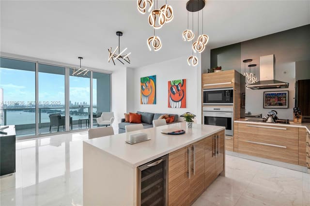 2020 N Bayshore Drive 3108, Miami, FL 33137