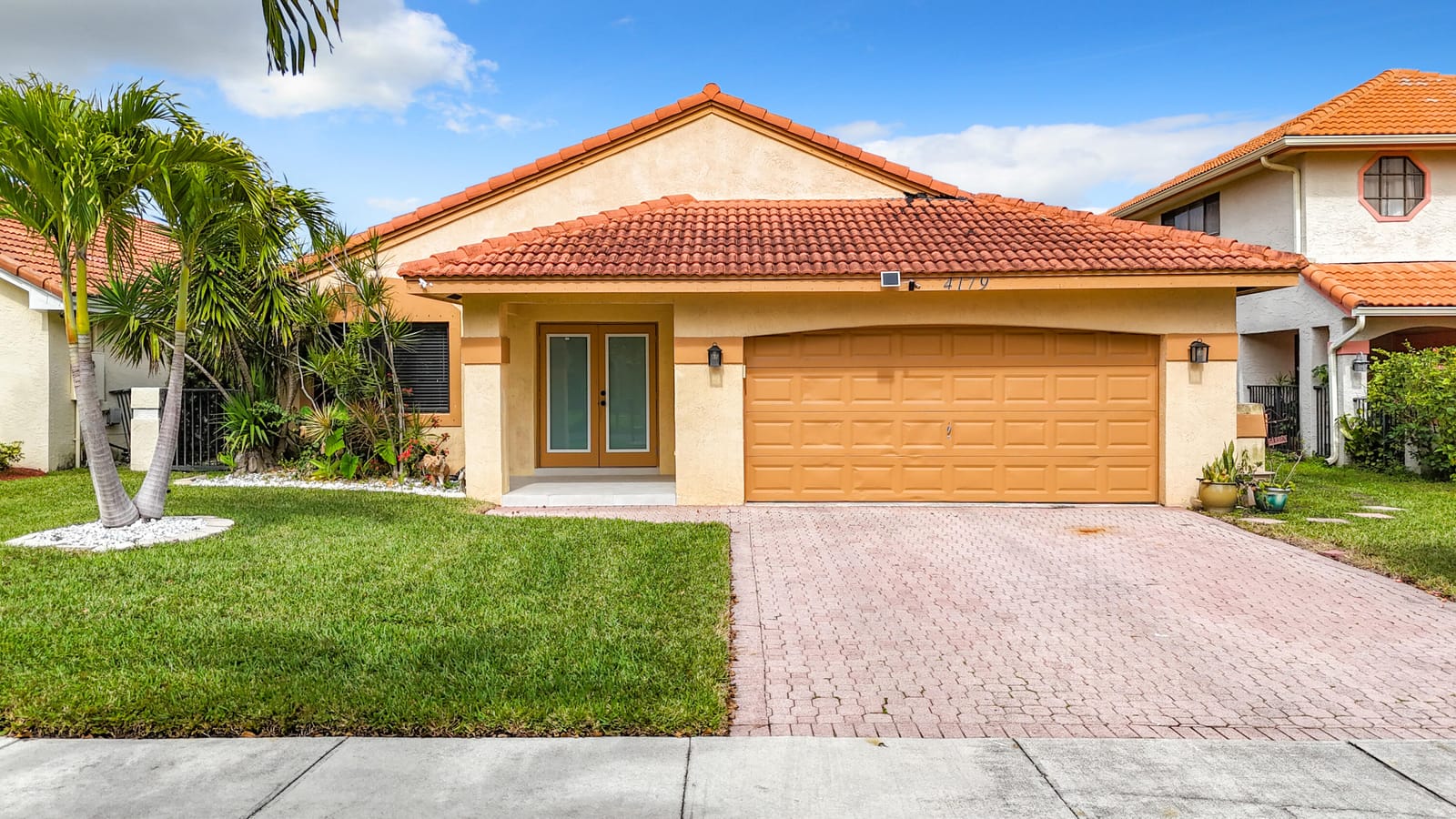 4179 NW 5th Dr Drive, Deerfield Beach, FL 33442 photo 2