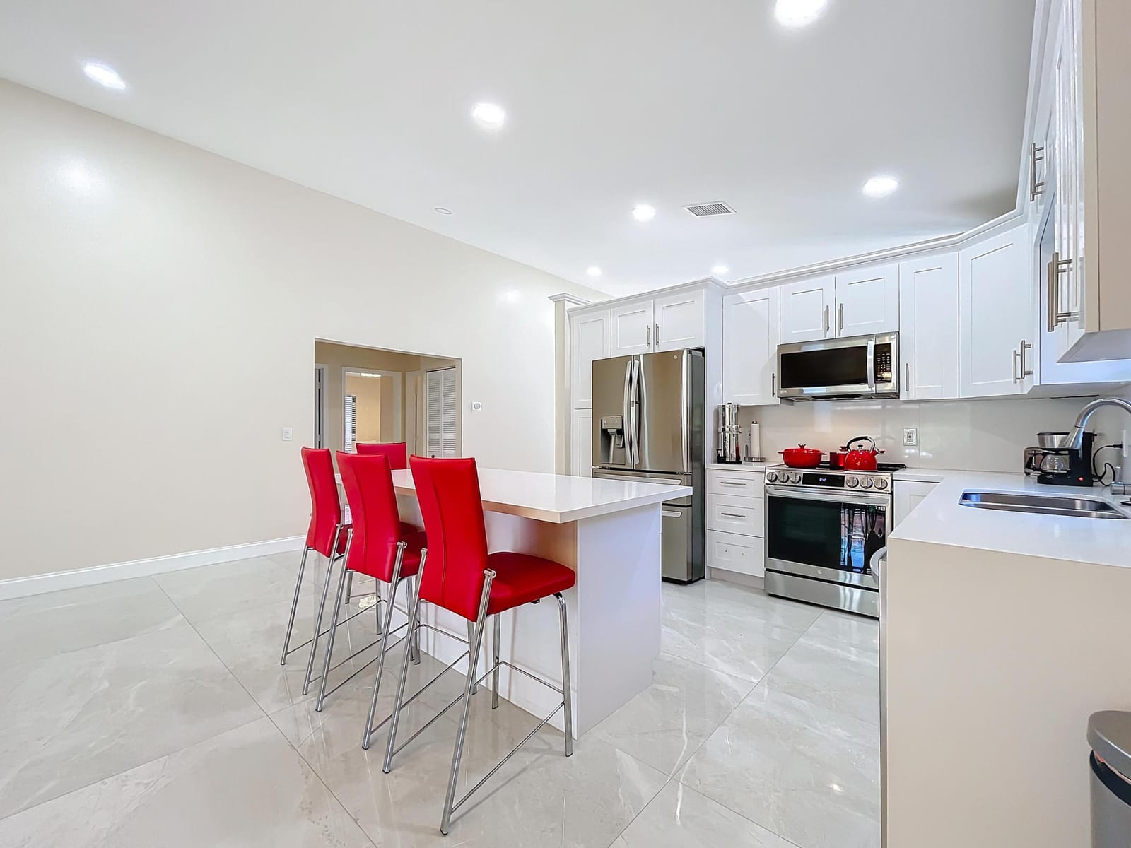 4179 NW 5th Dr Drive, Deerfield Beach, FL 33442 photo 12