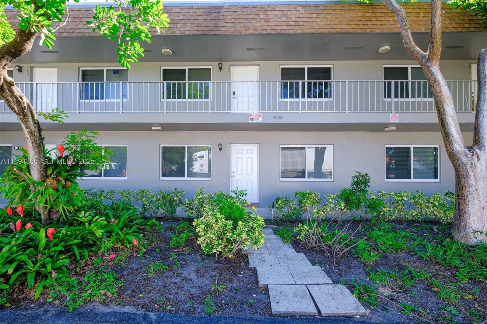 4900 NW 10th Avenue, Fort Lauderdale, FL 33309